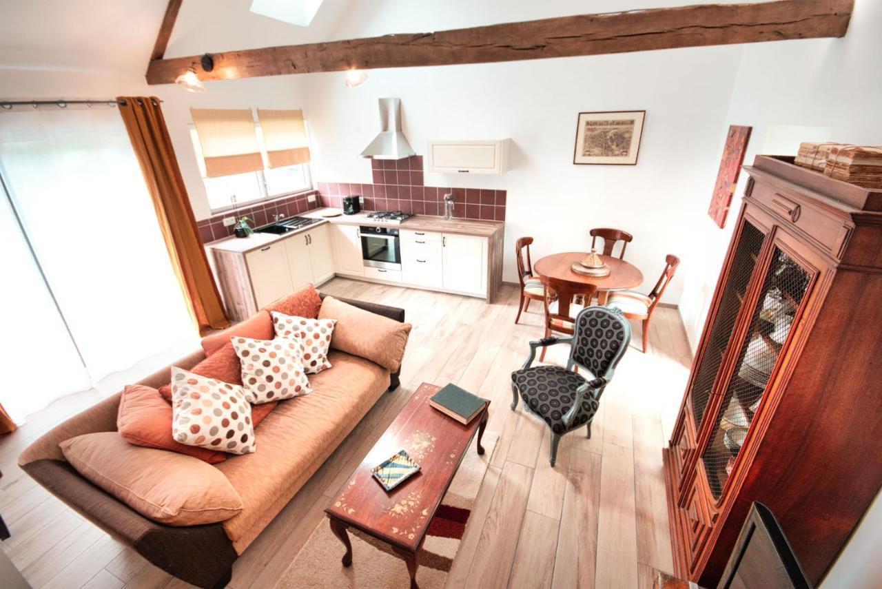 Les Gites Du Lety Perret  Exterior foto